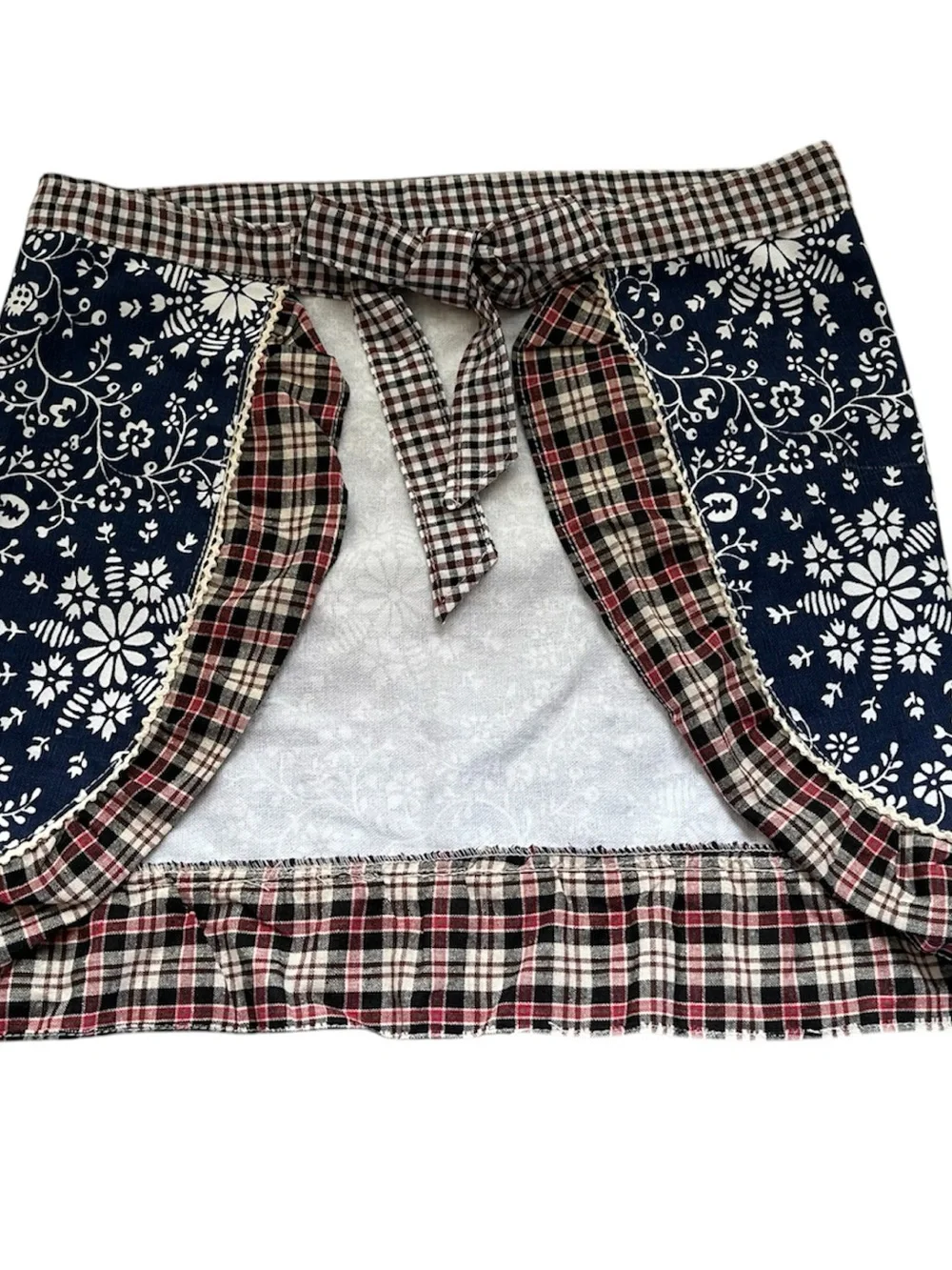 New Vintage Inspired Half Apron